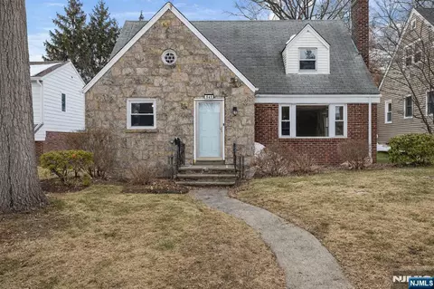 649 Ogden Ave, Teaneck, NJ 07666
