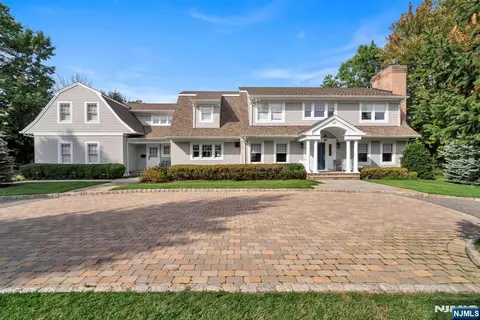187 Buckingham Rd, Tenafly, NJ 07670