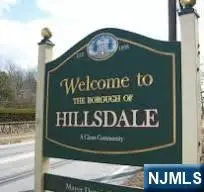 6 Lake St, Hillsdale, NJ 07642