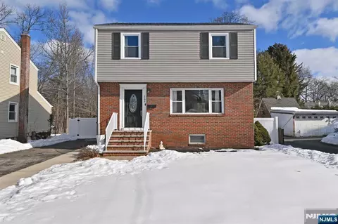 262 Spring Valley Ave, Hackensack, NJ 07601 photo 1