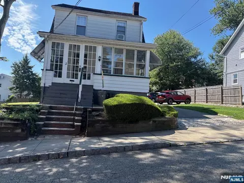 2 Park Dr, West Orange, NJ 07052