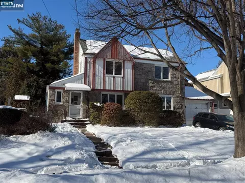 409 Windsor Rd, River Edge, NJ 07661
