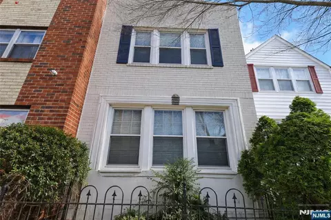 251 Grant Ave, Cliffside Park, NJ 07010