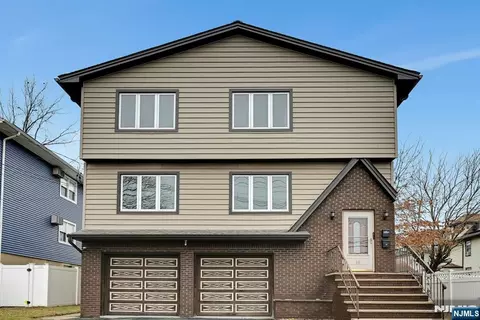 68 Bergen Tpke, Ridgefield Park, NJ 07660