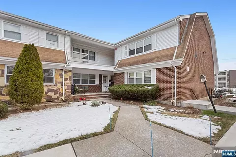 25 River Rd #B11, Nutley, NJ 07110