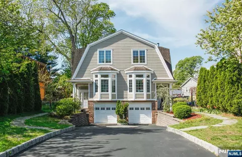 22 Mahan St, Tenafly, NJ 07670