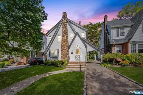 120 Raab Ave, Bloomfield, NJ 07003