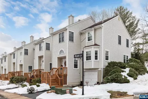 76 Ryan Ln #1001, Lincoln Park, NJ 07035