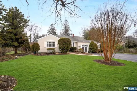 199 Honeysuckle Dr, Township Of Washington, NJ 07676