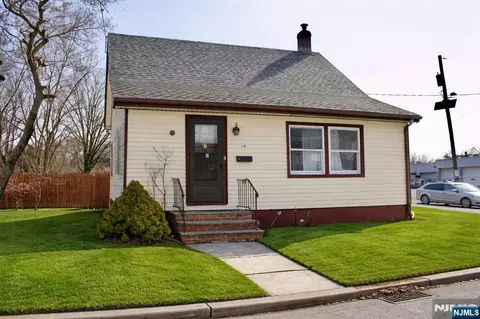17-19 Dupont St, North Plainfield, NJ 07060