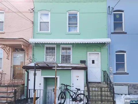 194 Astor St, Newark, NJ 07114