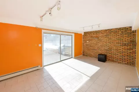 Living - 454 E Ridgewood Ave, Paramus, NJ 07652 photo 4 of 5