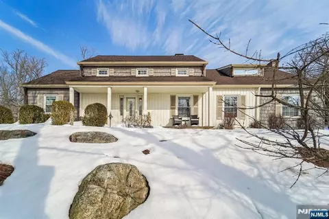 406 Indian Rd, Wayne, NJ 07470
