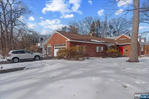 Exterior - 149 Allen St, Hackensack, NJ 07601 photo 2 of 7