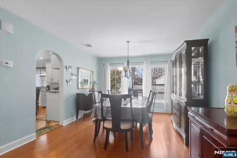 Dining - 149 Allen St, Hackensack, NJ 07601 photo 2 of 3