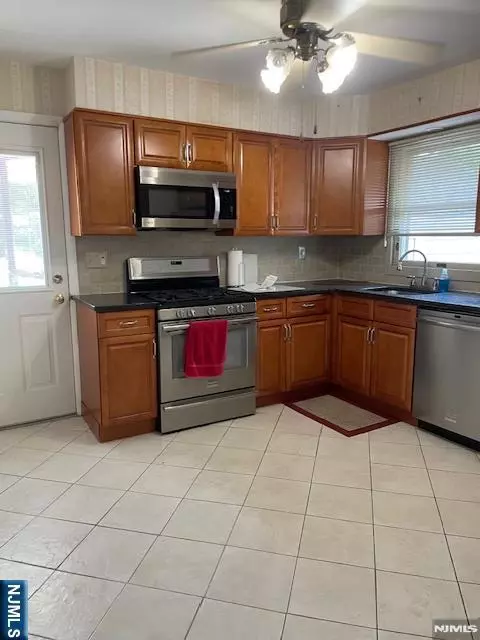 Kitchen - 82 Azalea St, Paramus, NJ 07652 photo 1 of 1