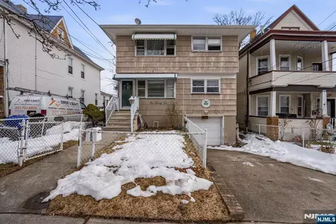 122 Cedar St, Garfield, NJ 07026