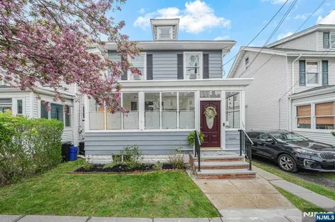 128 Rollinson St, West Orange, NJ 07052