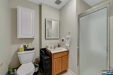 Bath - 189 Forest Ave #216, Paramus, NJ 07652 photo 1 of 1