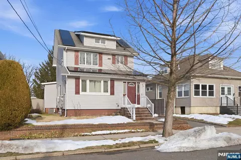179 Fern Ave, Lyndhurst, NJ 07071