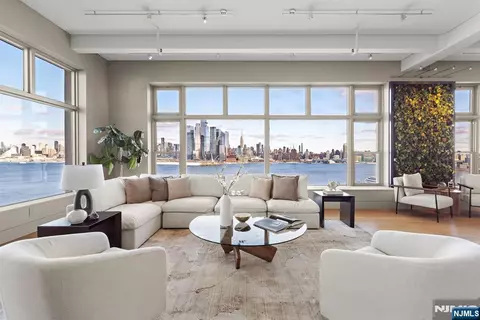 1500 Hudson St #11FG, Hoboken, NJ 07030