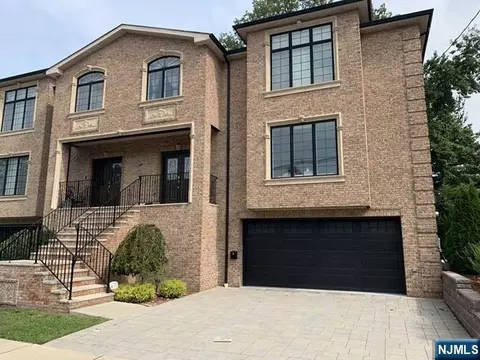 327 Lincoln Ave #B, Fort Lee, NJ 07024