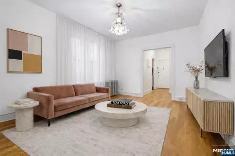 270 Harrison Ave #210, Jersey City, NJ 07304