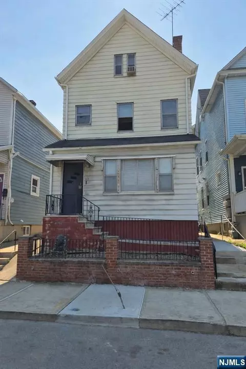 119 Jacques St, Elizabeth, NJ 07201