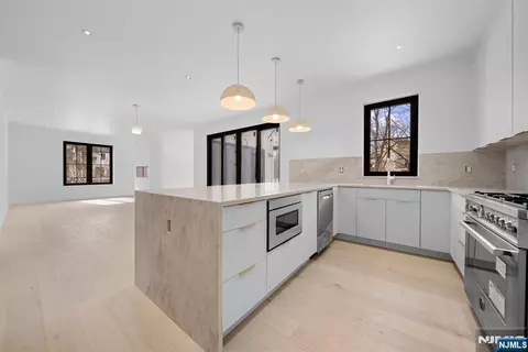 Other - 23 Cherry Ct, Cresskill, NJ 07626 photo 3 of 5