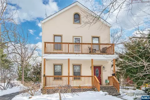 237 E Passaic Ave, Bloomfield, NJ 07003