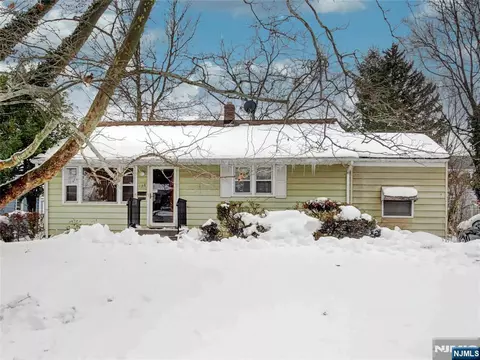 128 Runyon Ave, Somerset, NJ 08873