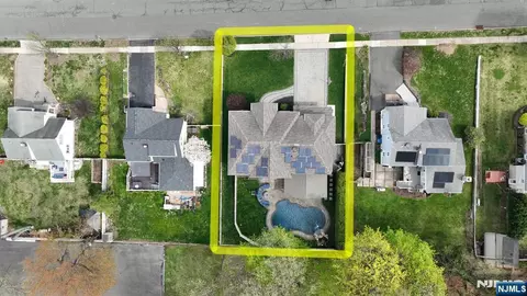 View/Area - 106 Arnot Pl, Paramus, NJ 07652 photo 4 of 8
