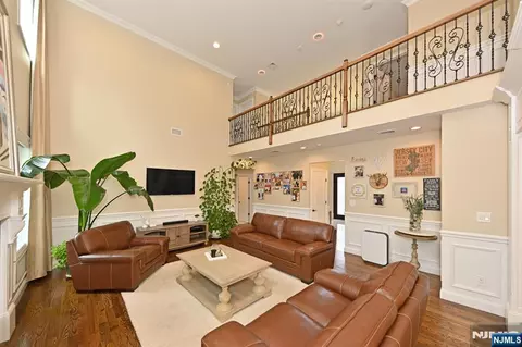 Living - 106 Arnot Pl, Paramus, NJ 07652 photo 2 of 3
