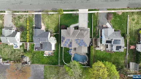 View/Area - 106 Arnot Pl, Paramus, NJ 07652 photo 5 of 8