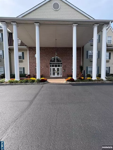 5415 Richmond Rd, West Milford, NJ 07480