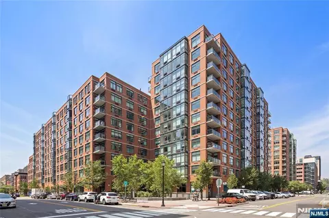 1400 Hudson St #212, Hoboken, NJ 07030