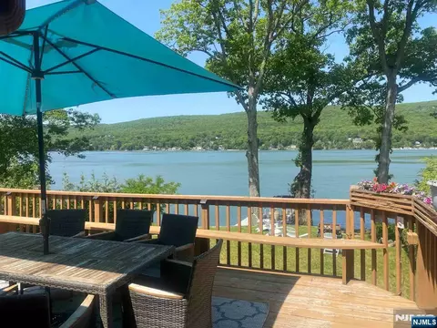 857 Shore Rd, West Milford, NJ 07421
