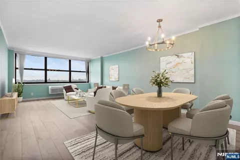 7004 Boulevard E #28C, Guttenberg, NJ 07093