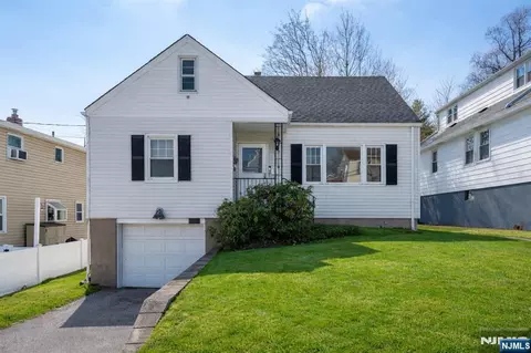 492 North Ave, Wood Ridge, NJ 07075