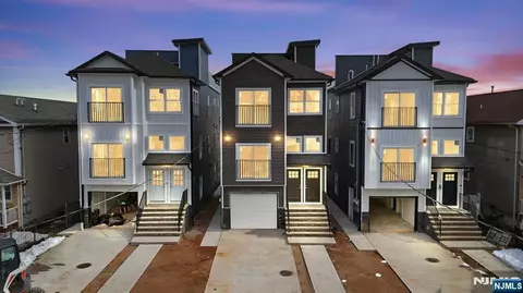 44 5 Milford Ave, Newark, NJ 07108