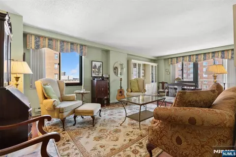Living - 151 Prospect Ave #9D, Hackensack, NJ 07601 photo 1 of 6