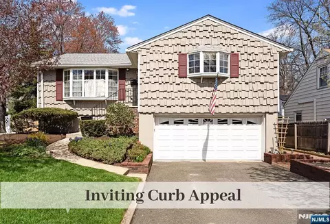 63 Moore Ave, Waldwick, NJ 07463