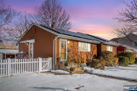38 George St, Saddle Brook, NJ 07663