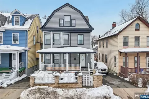 315 Grove St, East Orange, NJ 07017