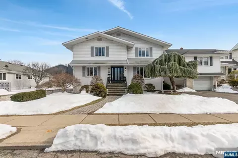 212 Burton Ave, Hasbrouck Heights, NJ 07604