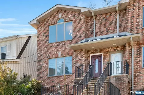 573 Kearney Ave #C0573, Cliffside Park, NJ 07010