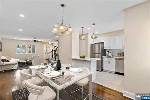 29 Parkview Ter, Bayonne, NJ 07002