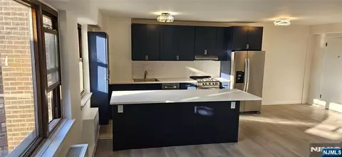 8800 Boulevard E #7K, North Bergen, NJ 07047