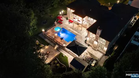 Other - 56 Lilac Ln, Paramus, NJ 07652 photo 11 of 12