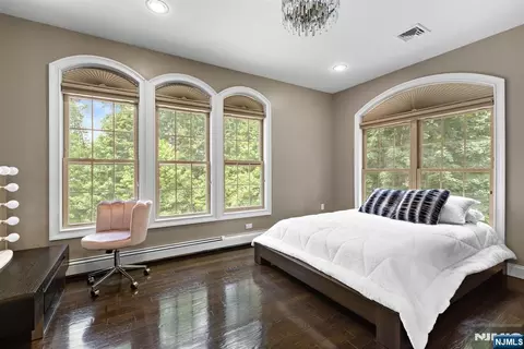 Bedroom - 56 Lilac Ln, Paramus, NJ 07652 photo 3 of 5